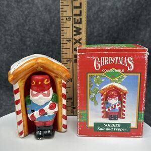 Vintage 1995 Soldier Salt & Pepper Shaker Set Christmas Collectible w/ Box